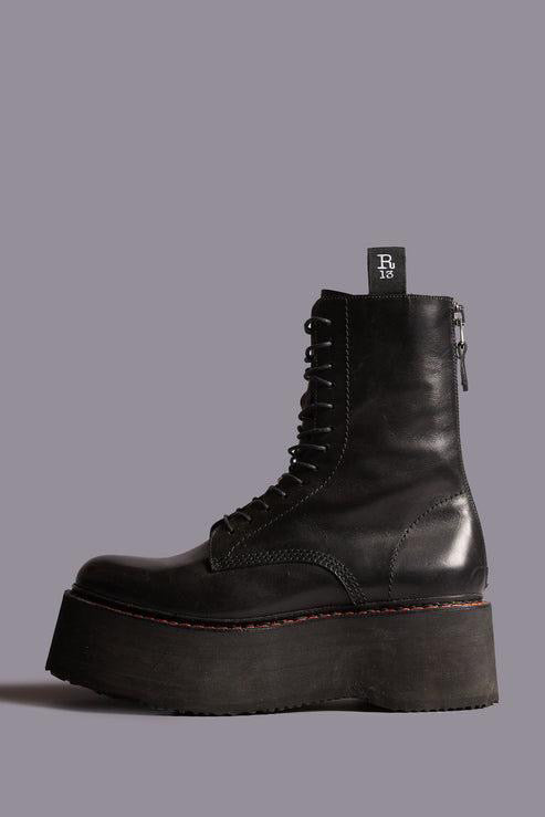 Double Stack Boot Black R13