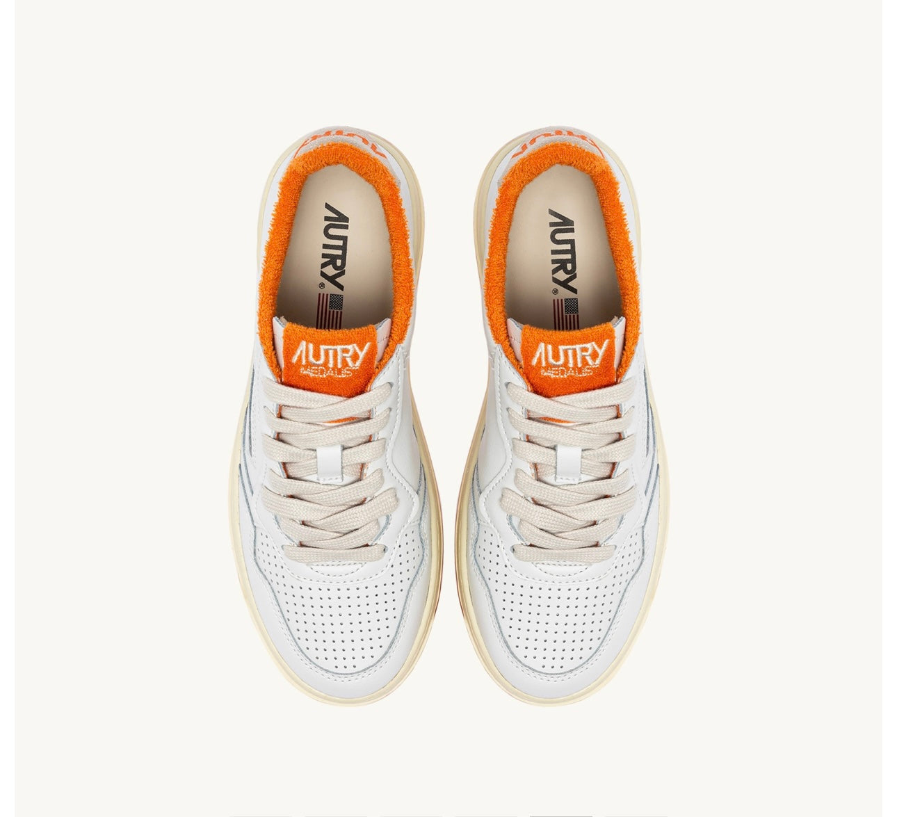 MEDALIST LOW SNEAKERS IN WHITE AND AMBERGLOW LEATHER